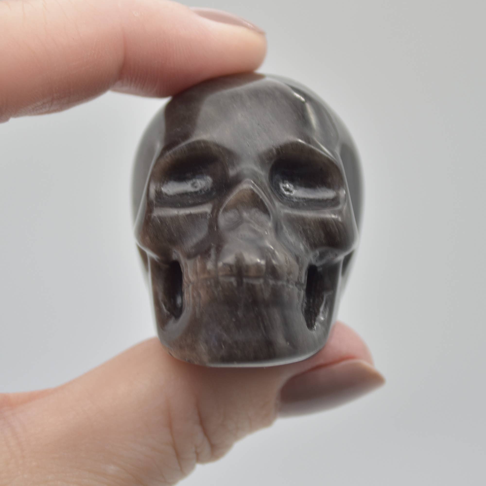 Silver Sheen Obsidian Carved Skull Head - 3.5 cm - 1 Cou #01