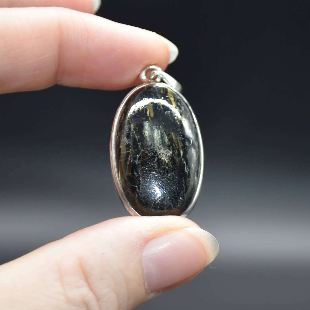 Nuummite Oval Cabochon Pendant in Sterling Silver