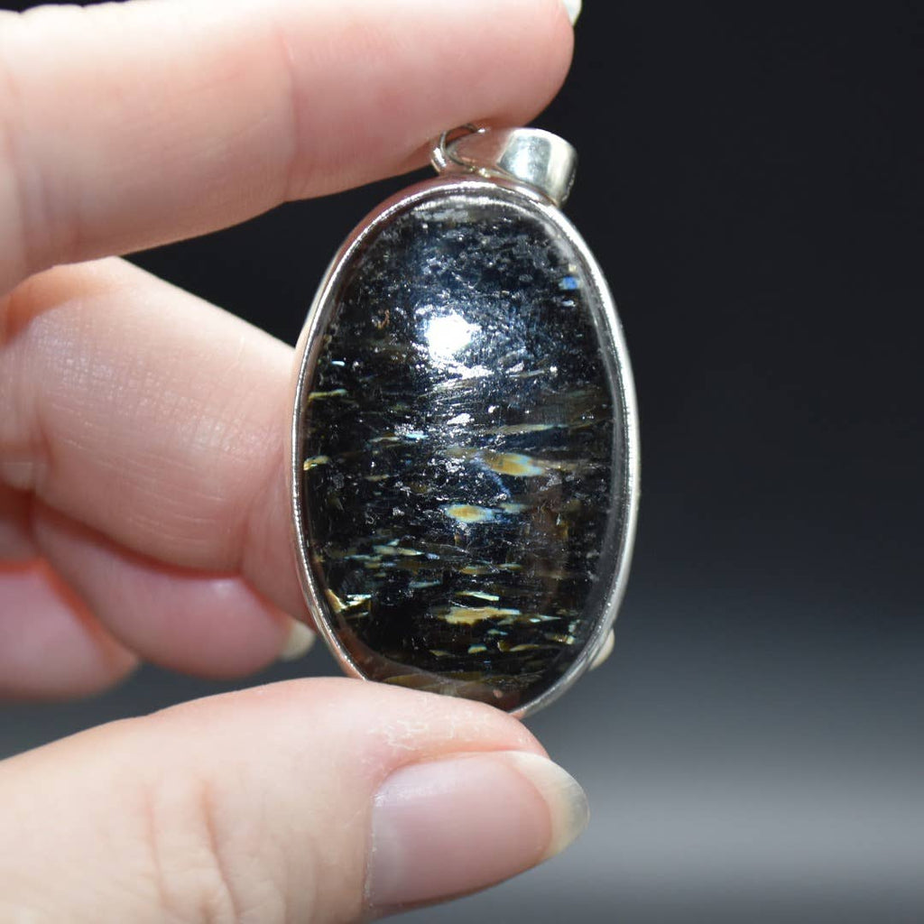 Nuummite Oval Cabochon Pendant in Sterling Silver