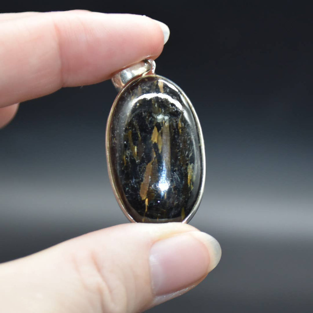 Nuummite Oval Cabochon Pendant in Sterling Silver