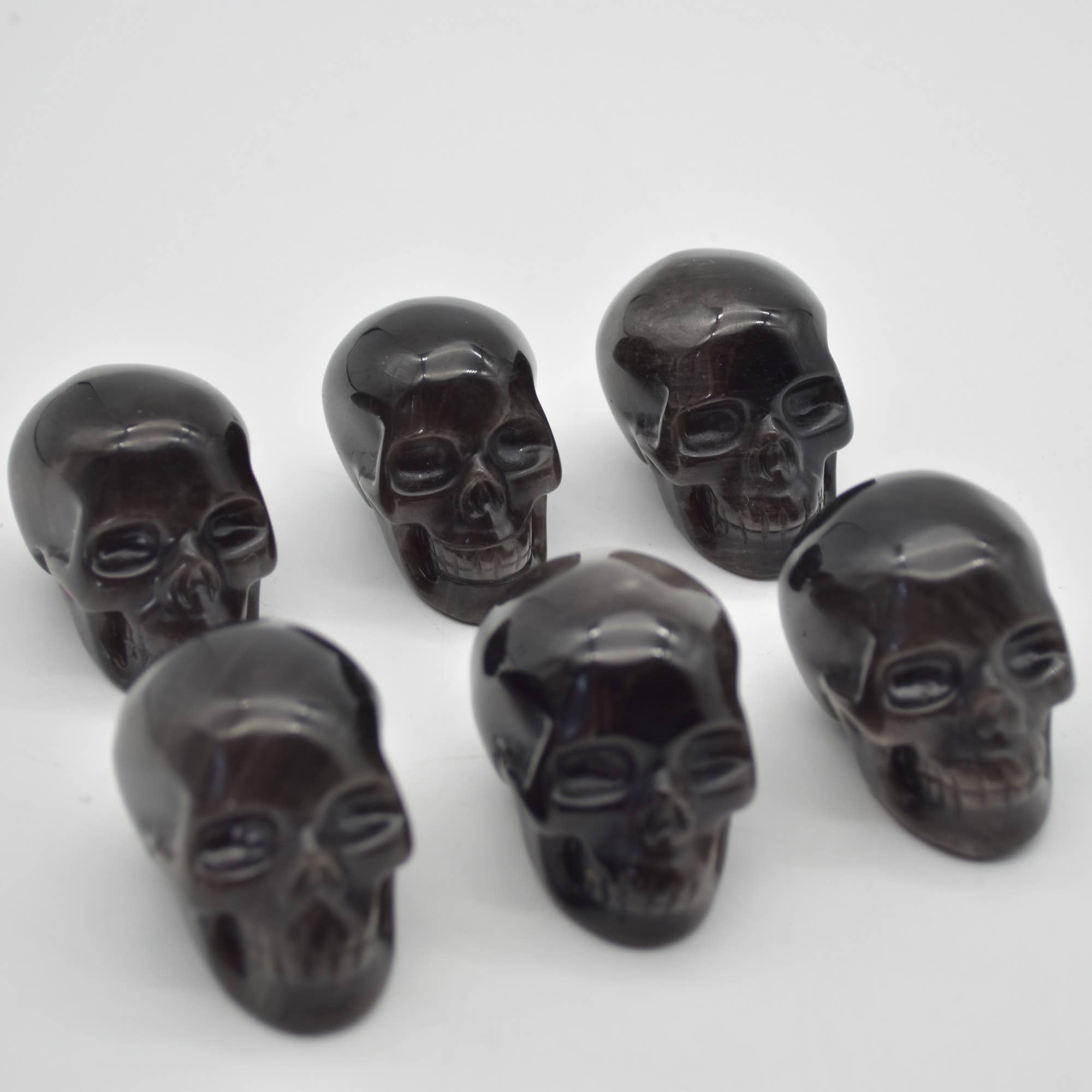 Silver Sheen Obsidian Carved Skull Head - 3.5 cm - 1 Cou #01