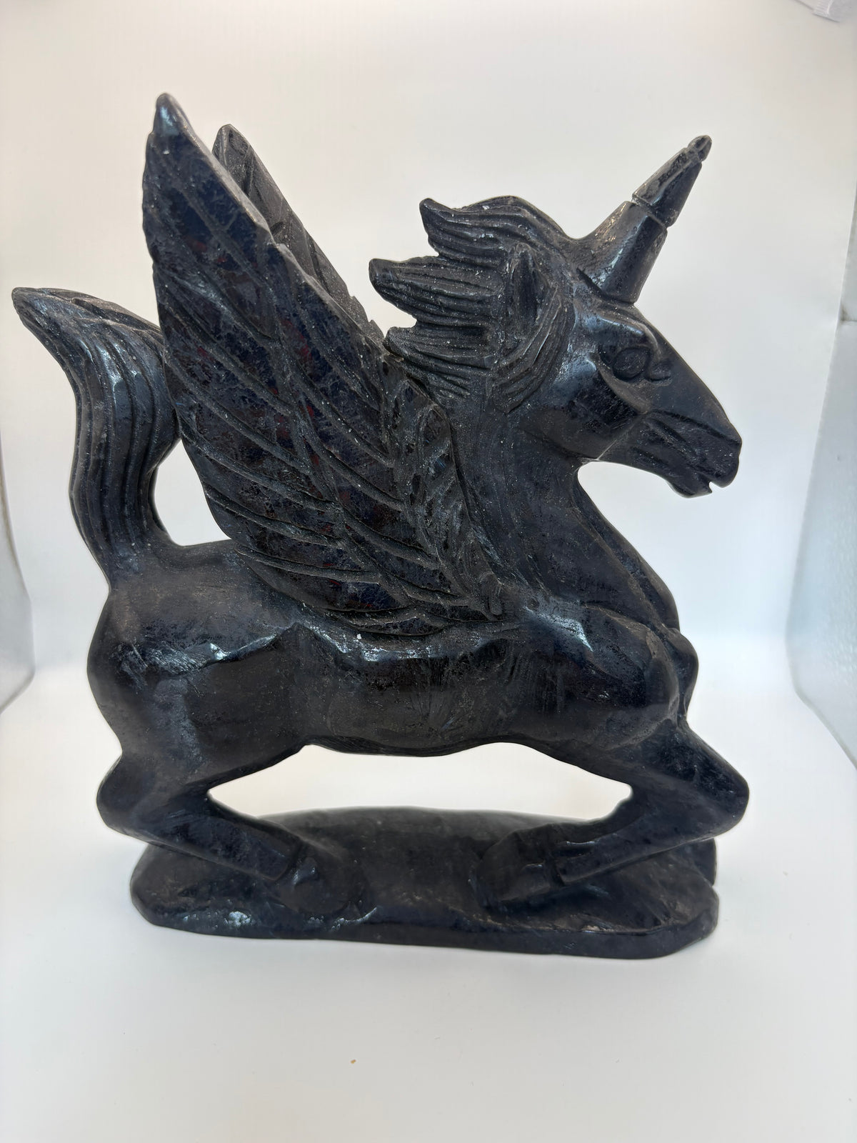 Arfvednosite unicorn statuette