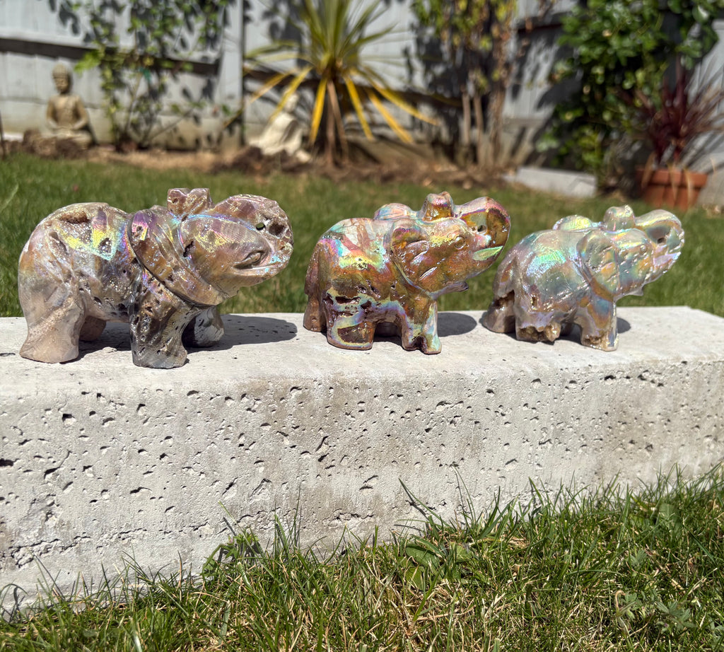 Aura Sphalerite elephants