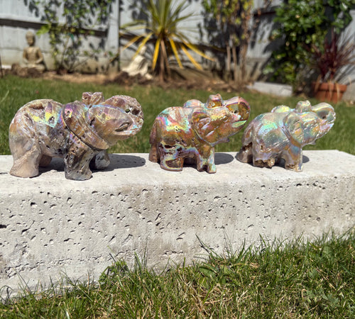 Aura Sphalerite elephants