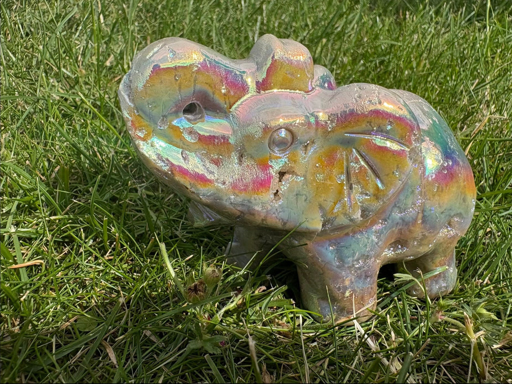 Aura Sphalerite elephants