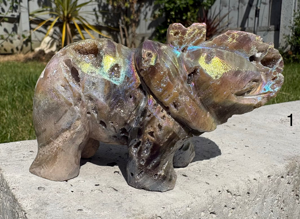 Aura Sphalerite elephants