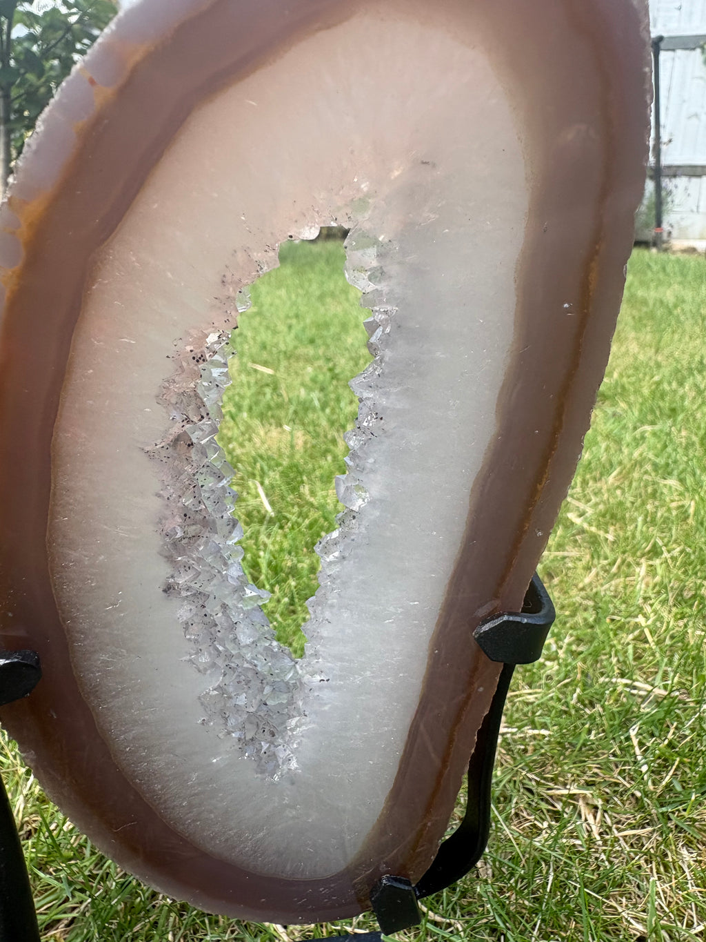 Butterfly wing agate druzys with custom stand from Argentina weight over 2kg