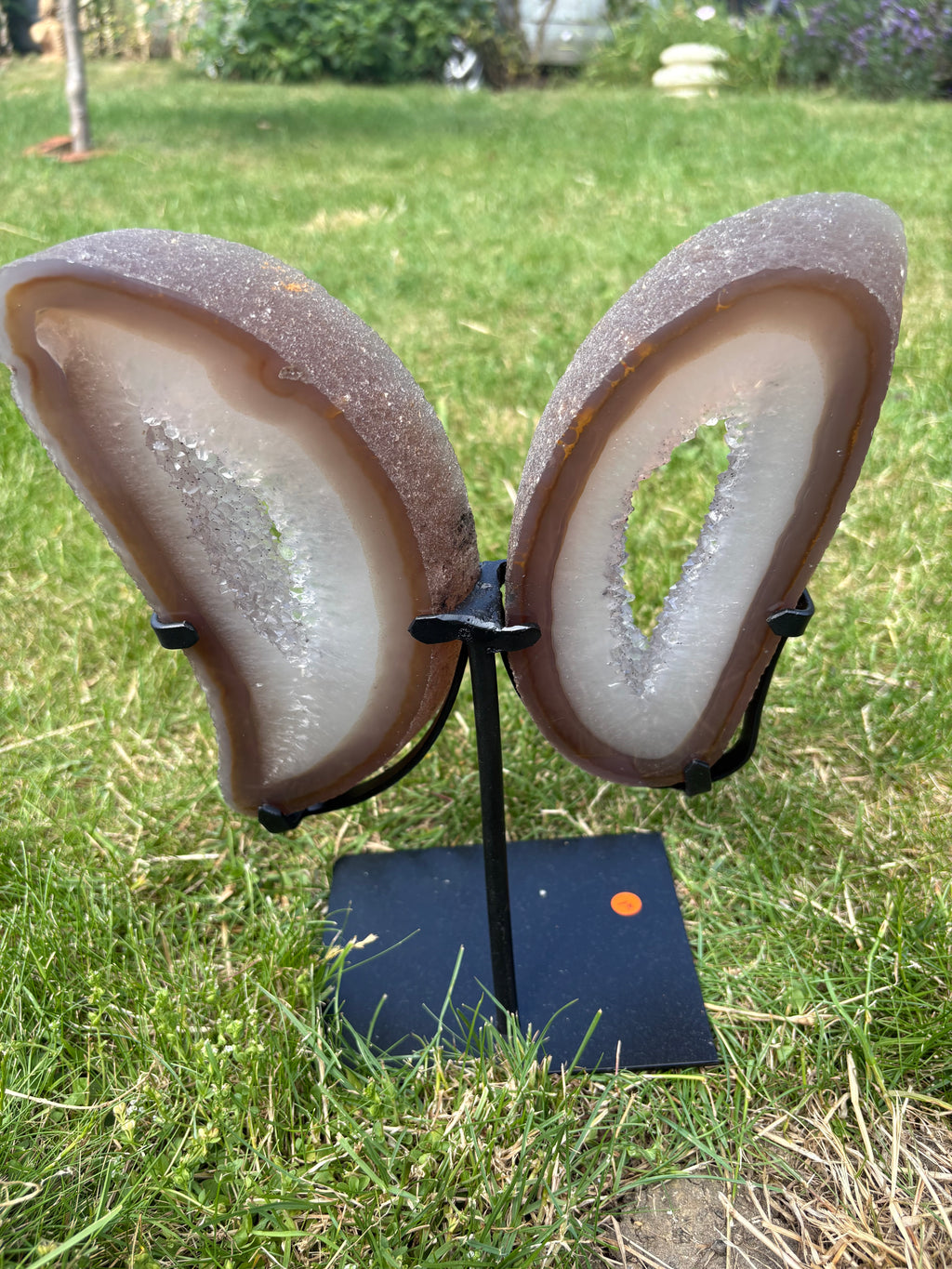 Butterfly wing agate druzys with custom stand from Argentina weight over 2kg