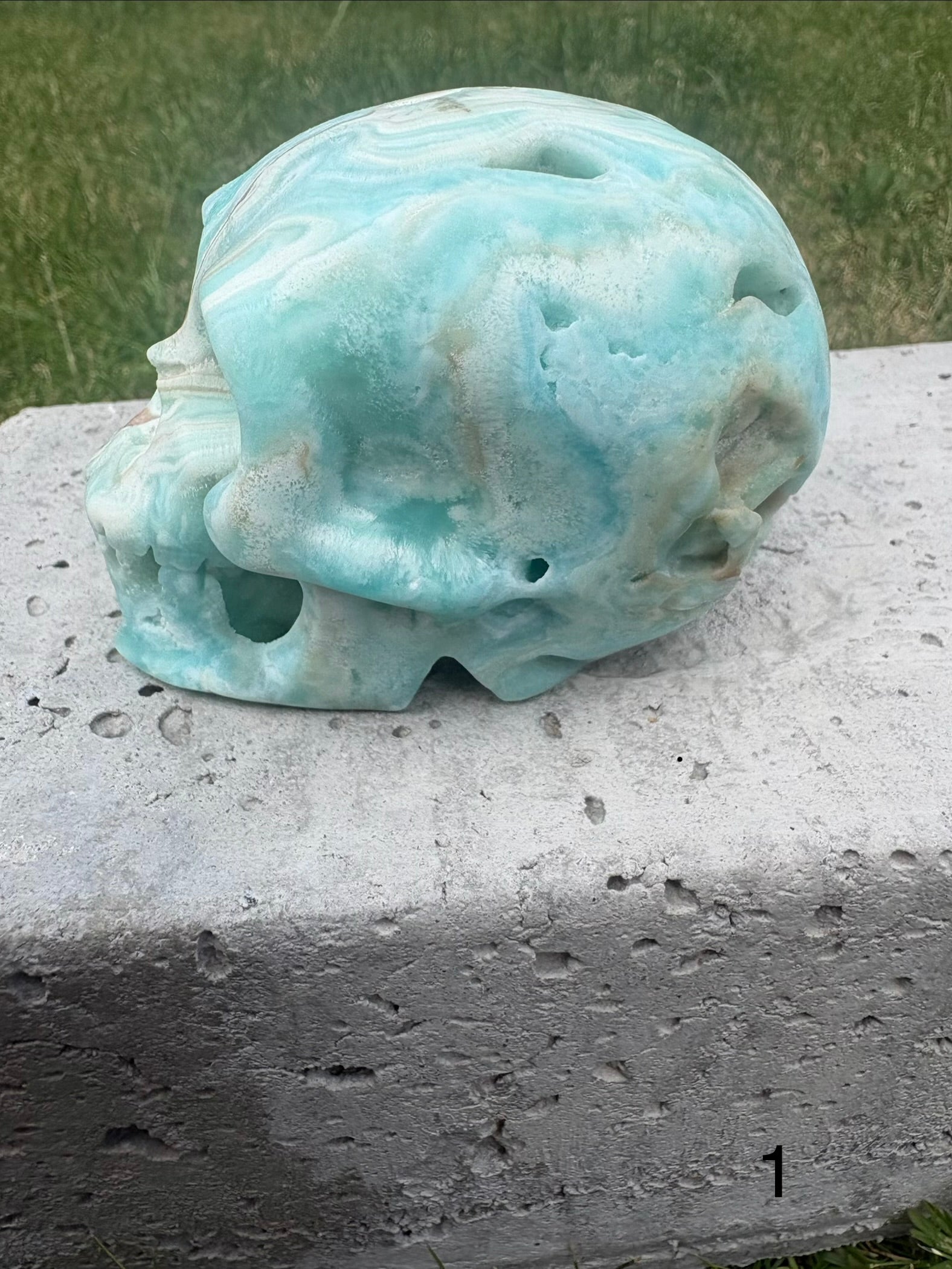Hemimorphite skulls
