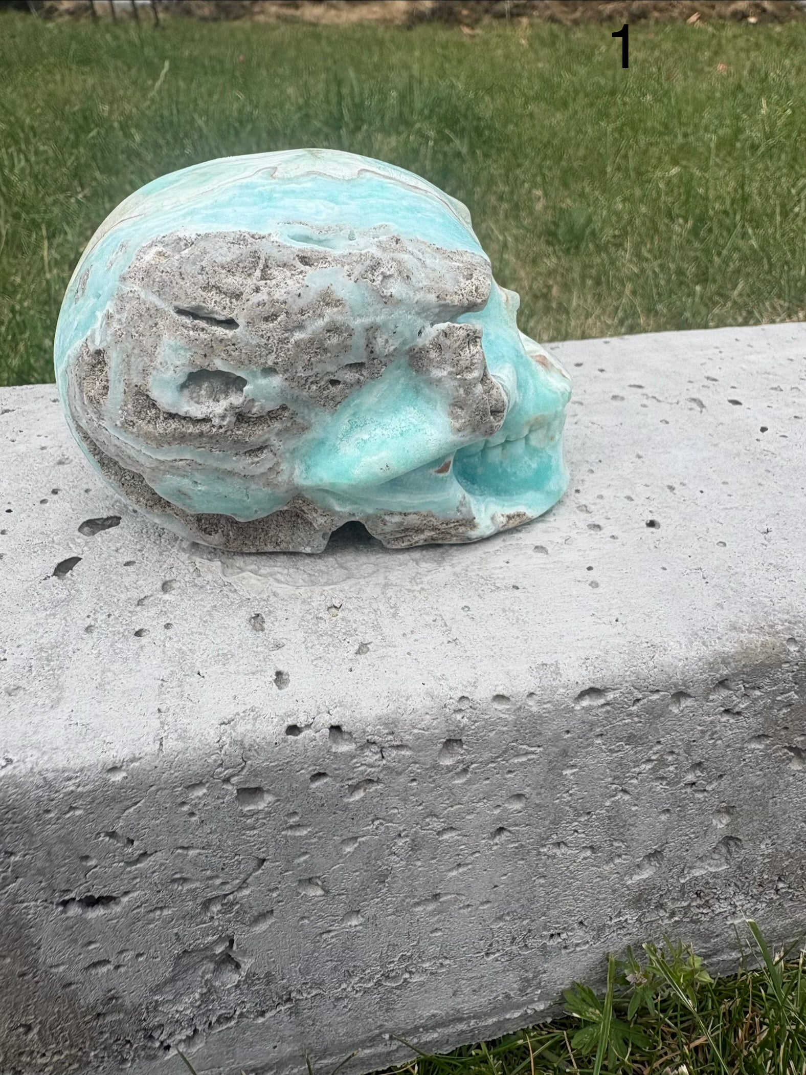 Hemimorphite skulls