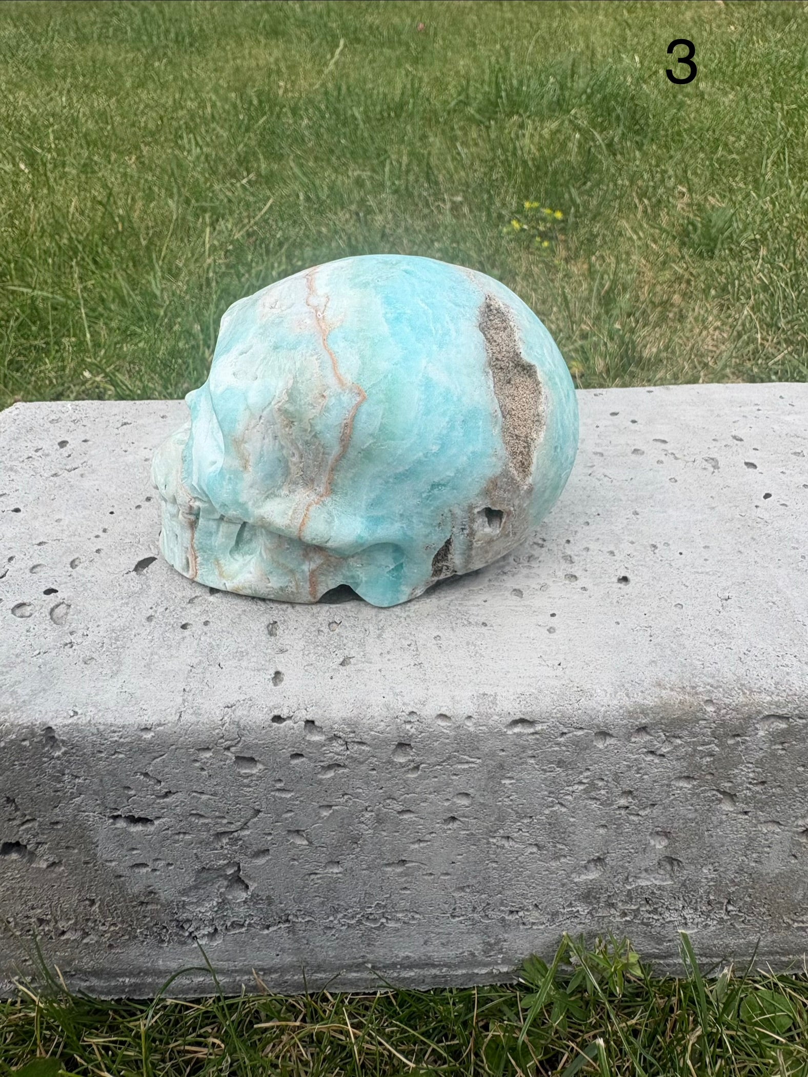 Hemimorphite skulls