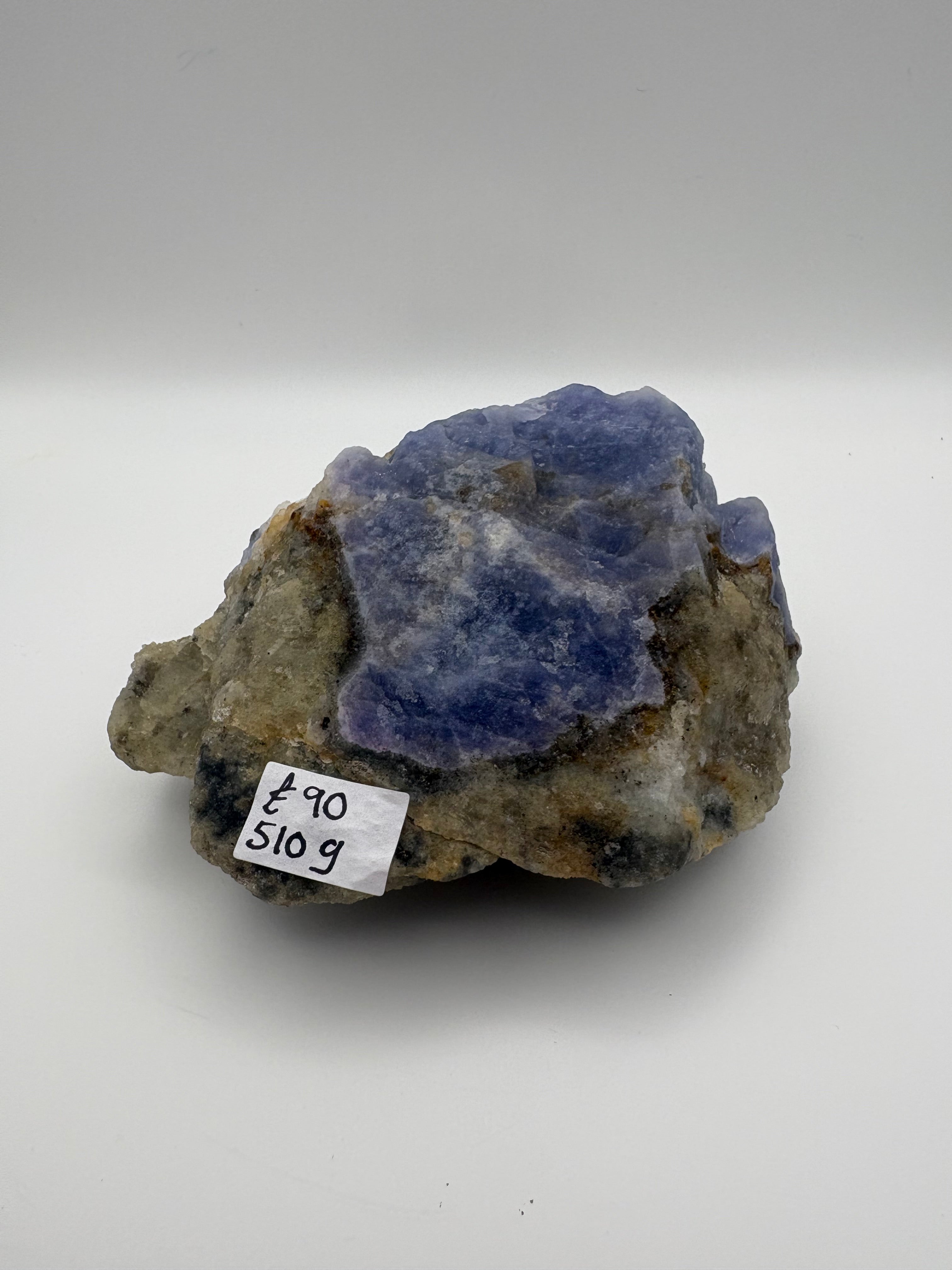 Hackmanite - rare! Large raw chunk 510g
