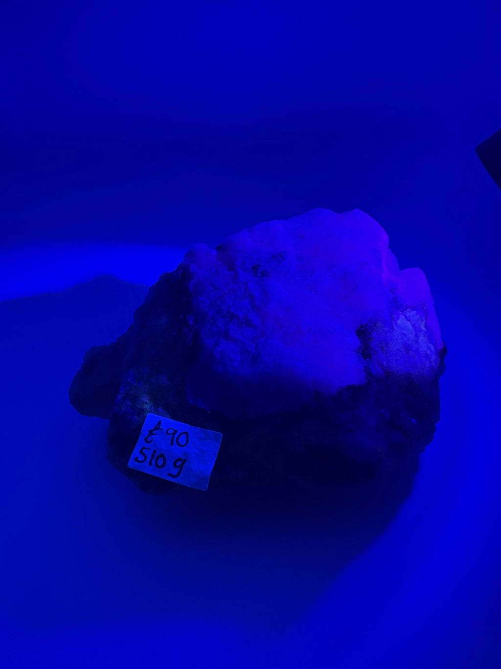 Hackmanite - rare! Large raw chunk 510g