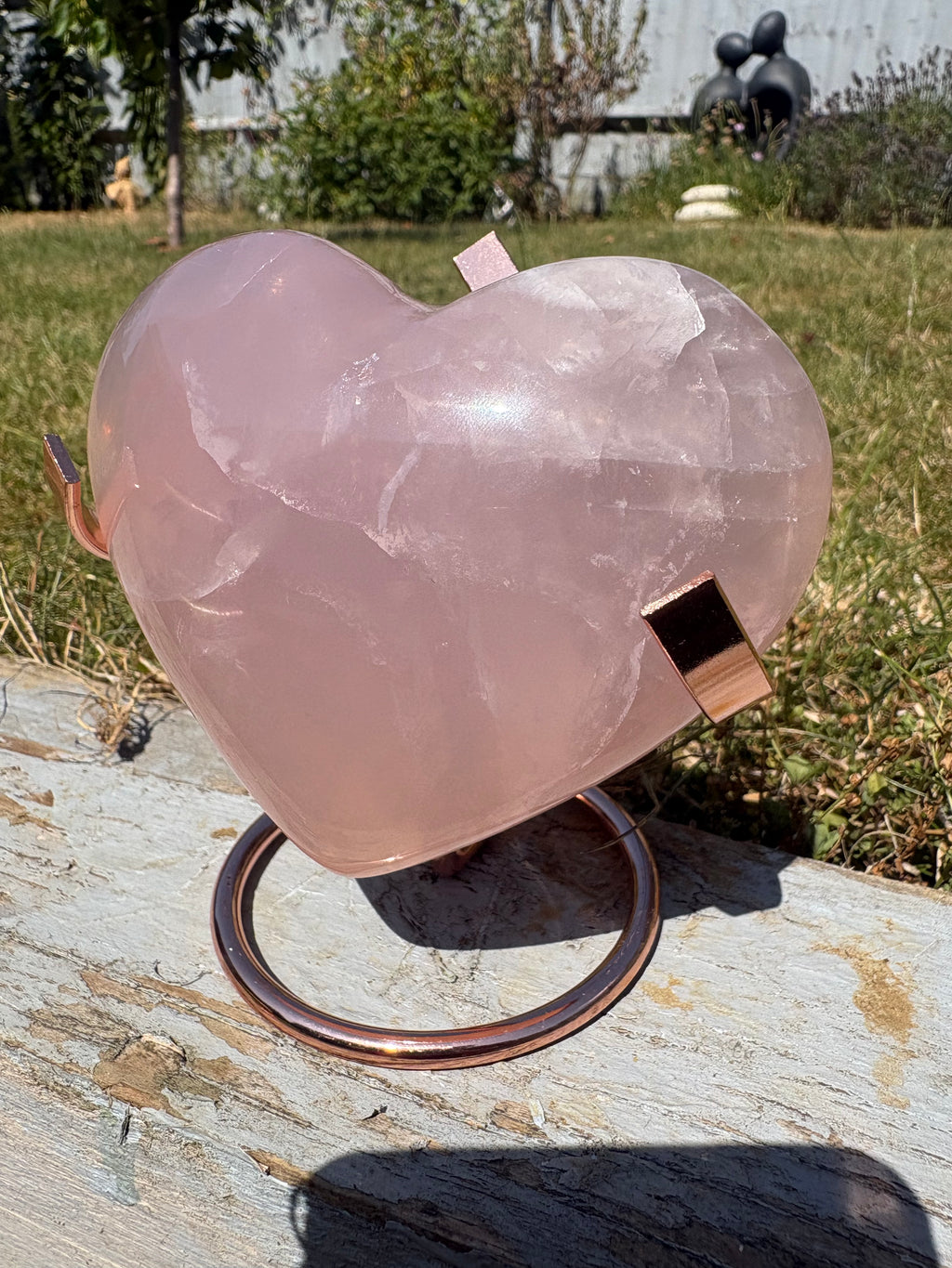 Rose quartz heart with stand