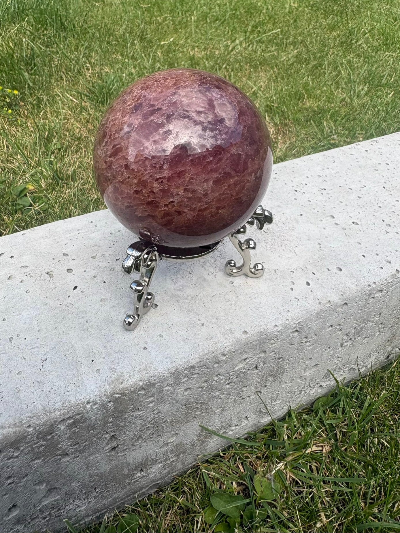 Strawberry quartz spheres