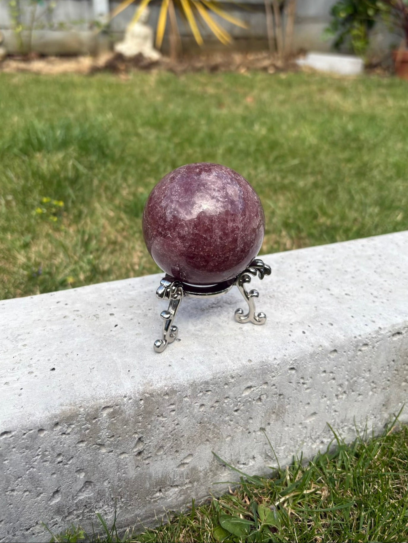 Strawberry quartz spheres