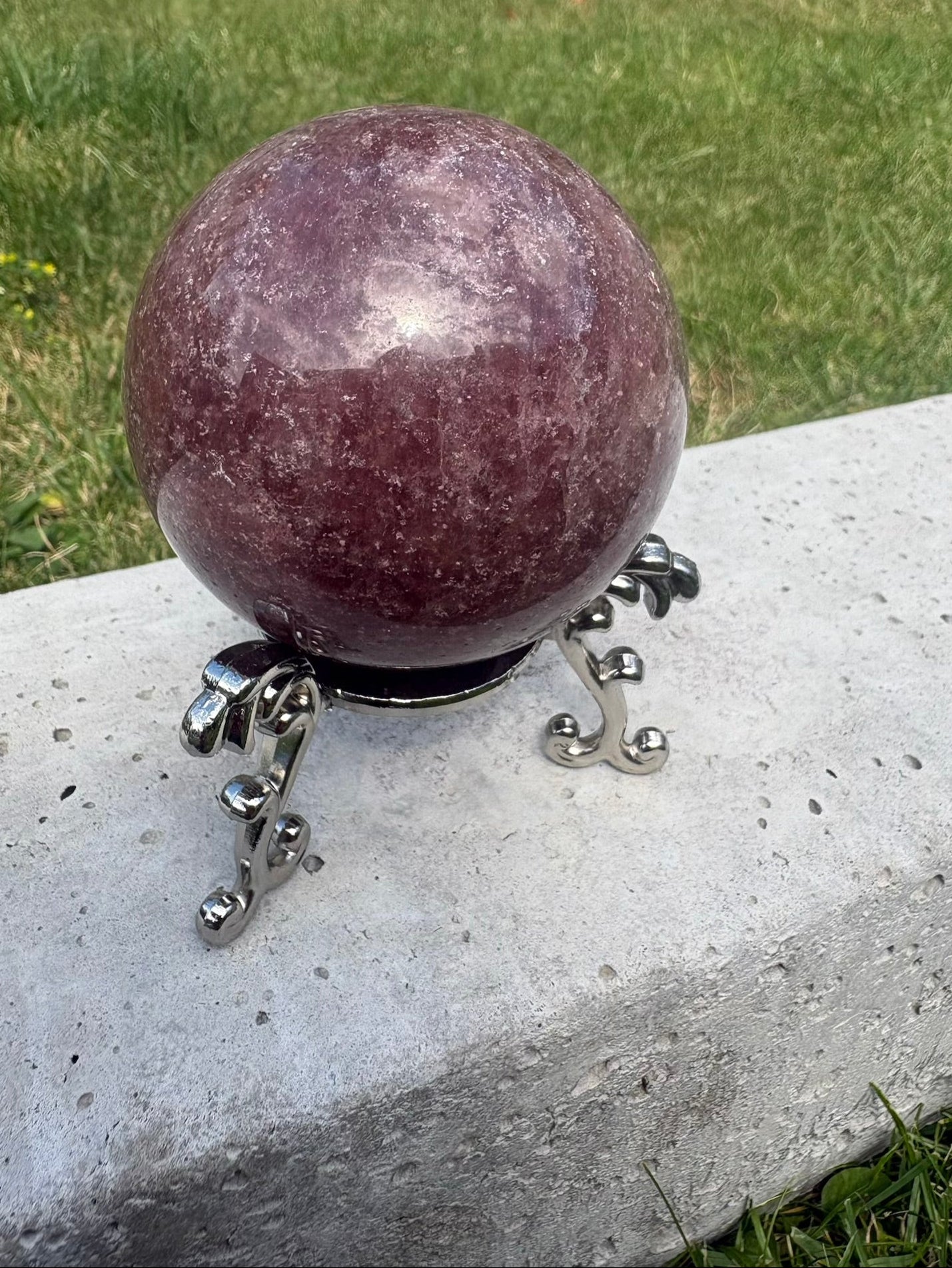 Strawberry quartz spheres