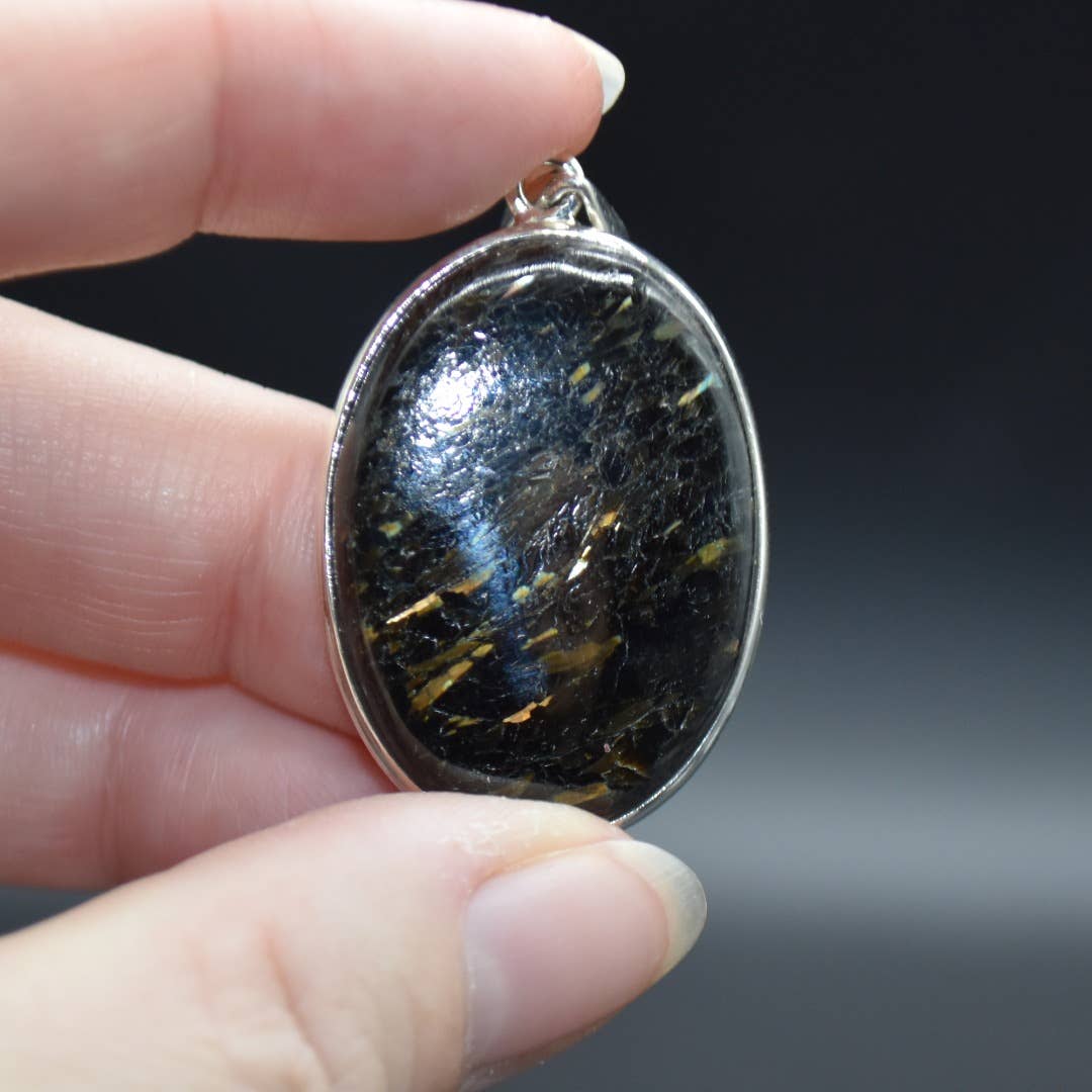 Nuummite Oval Cabochon Pendant in Sterling Silver