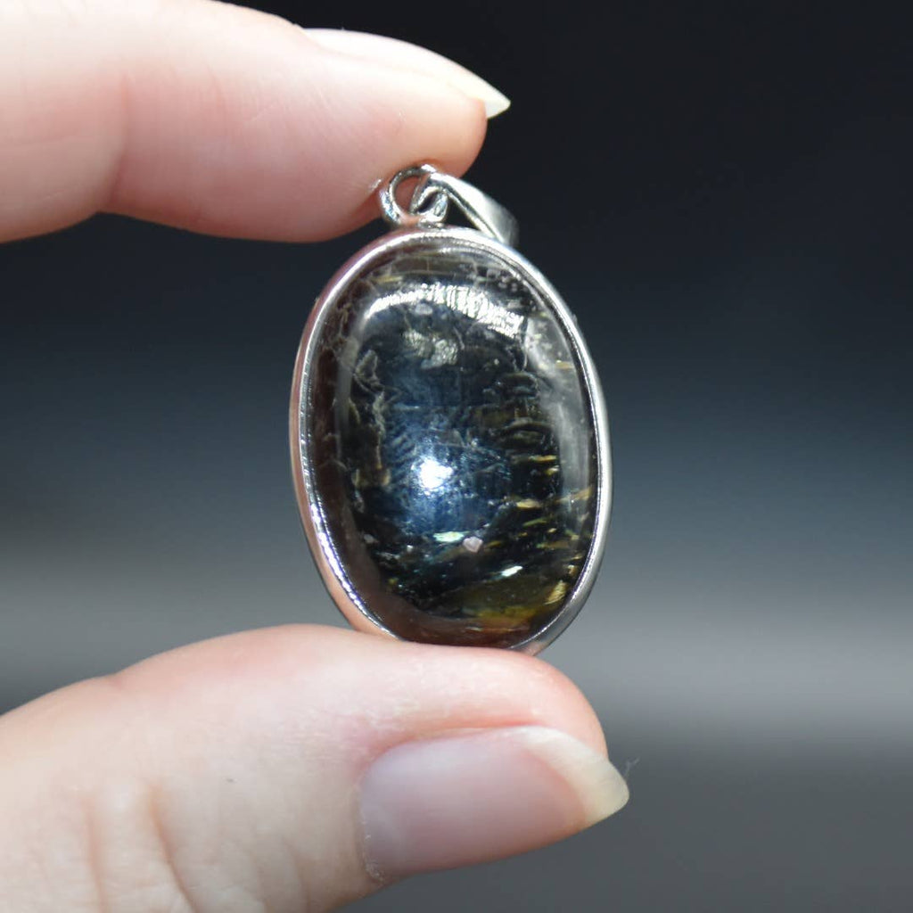 Nuummite Oval Cabochon Pendant in Sterling Silver