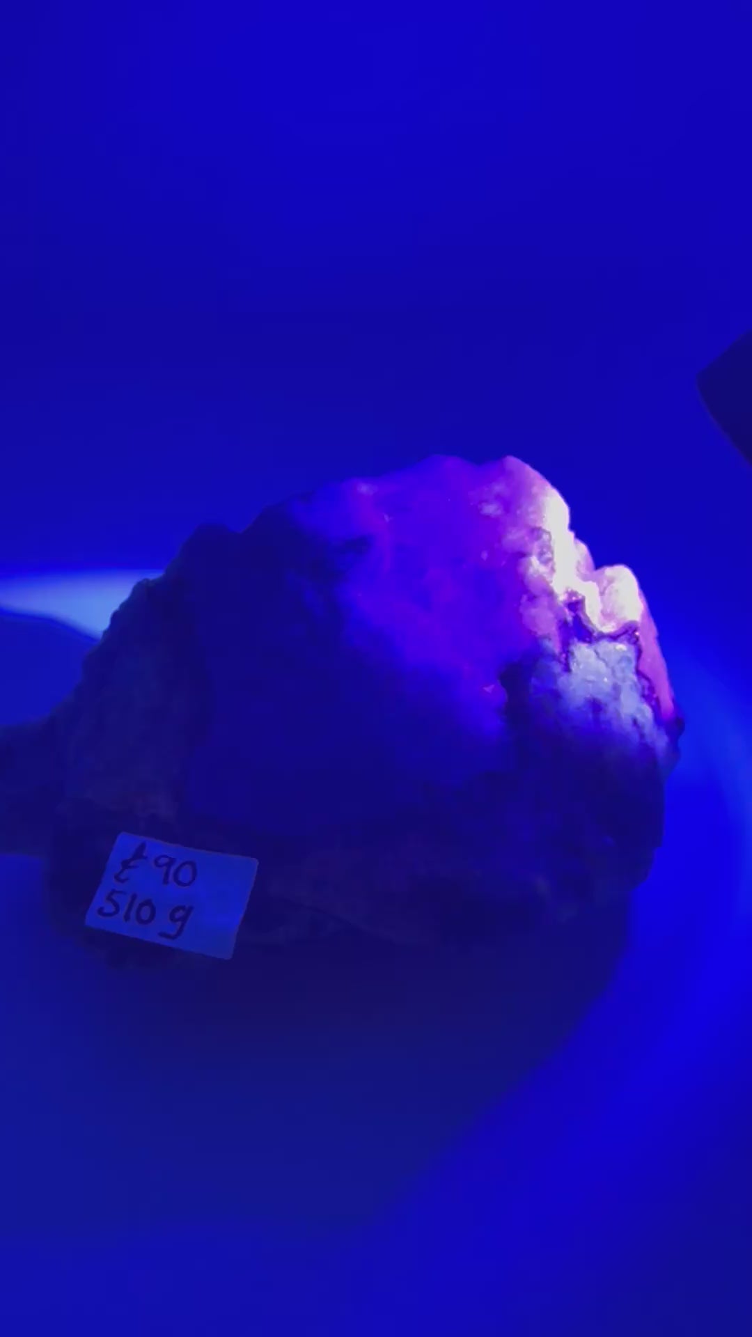 Hackmanite - rare! Large raw chunk 510g